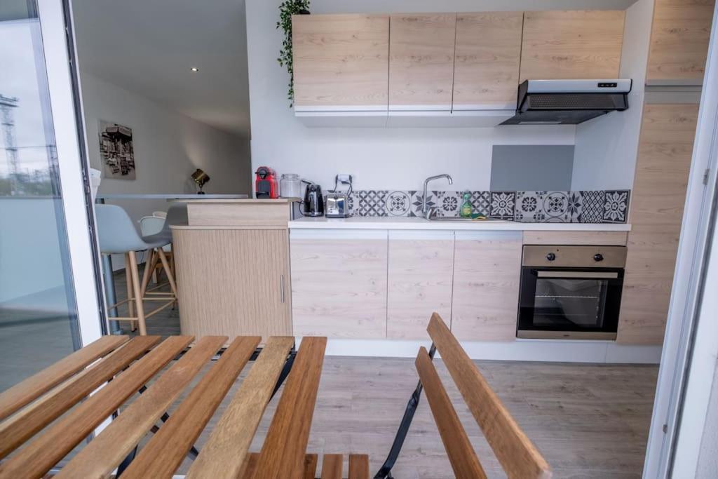 Ferienwohnung Le Trianon - Parking Prive Reims Exterior foto