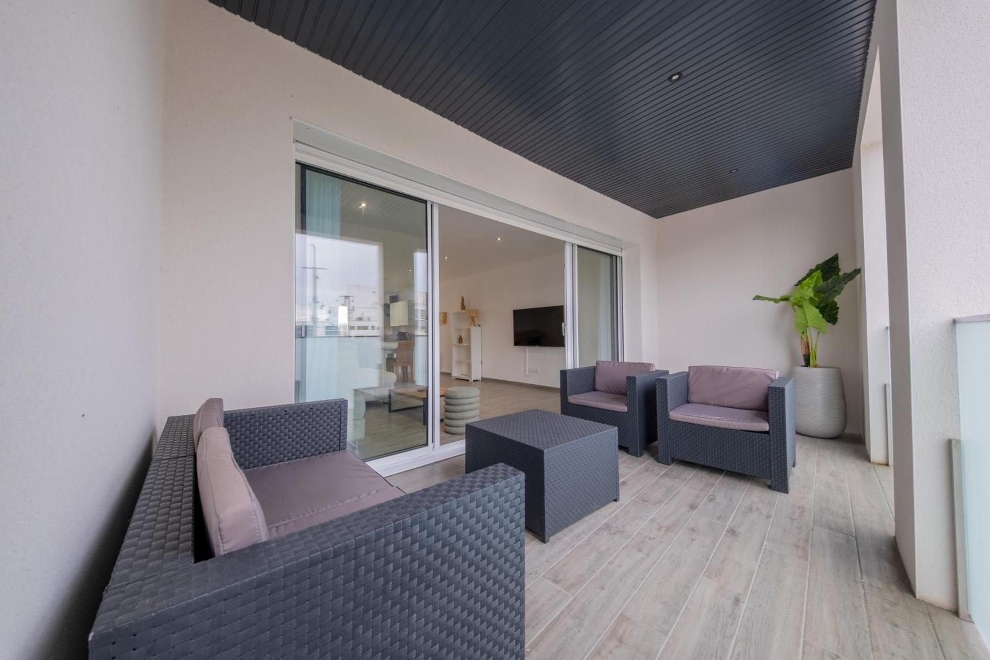 Ferienwohnung Le Trianon - Parking Prive Reims Exterior foto