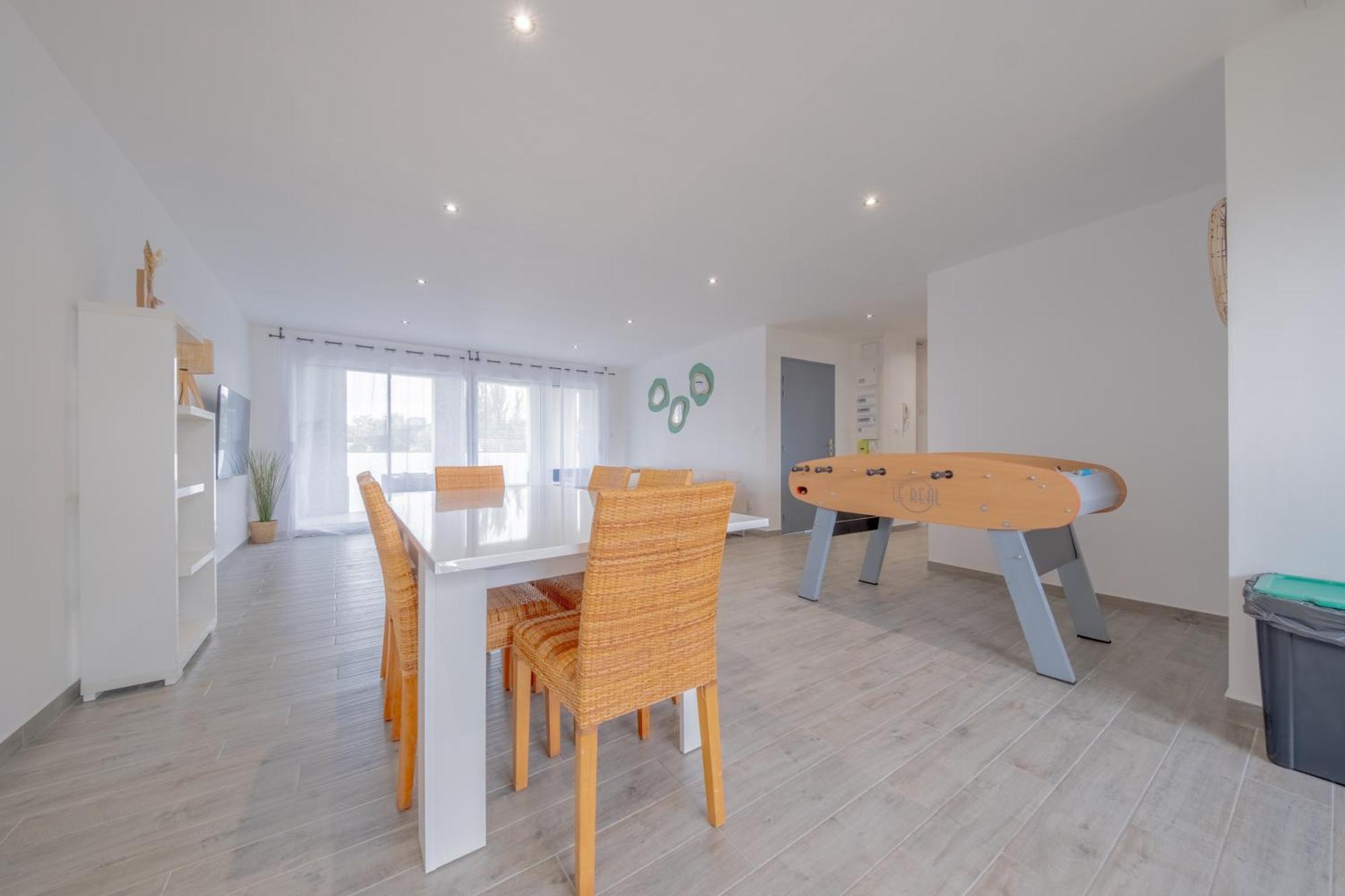 Ferienwohnung Le Trianon - Parking Prive Reims Exterior foto