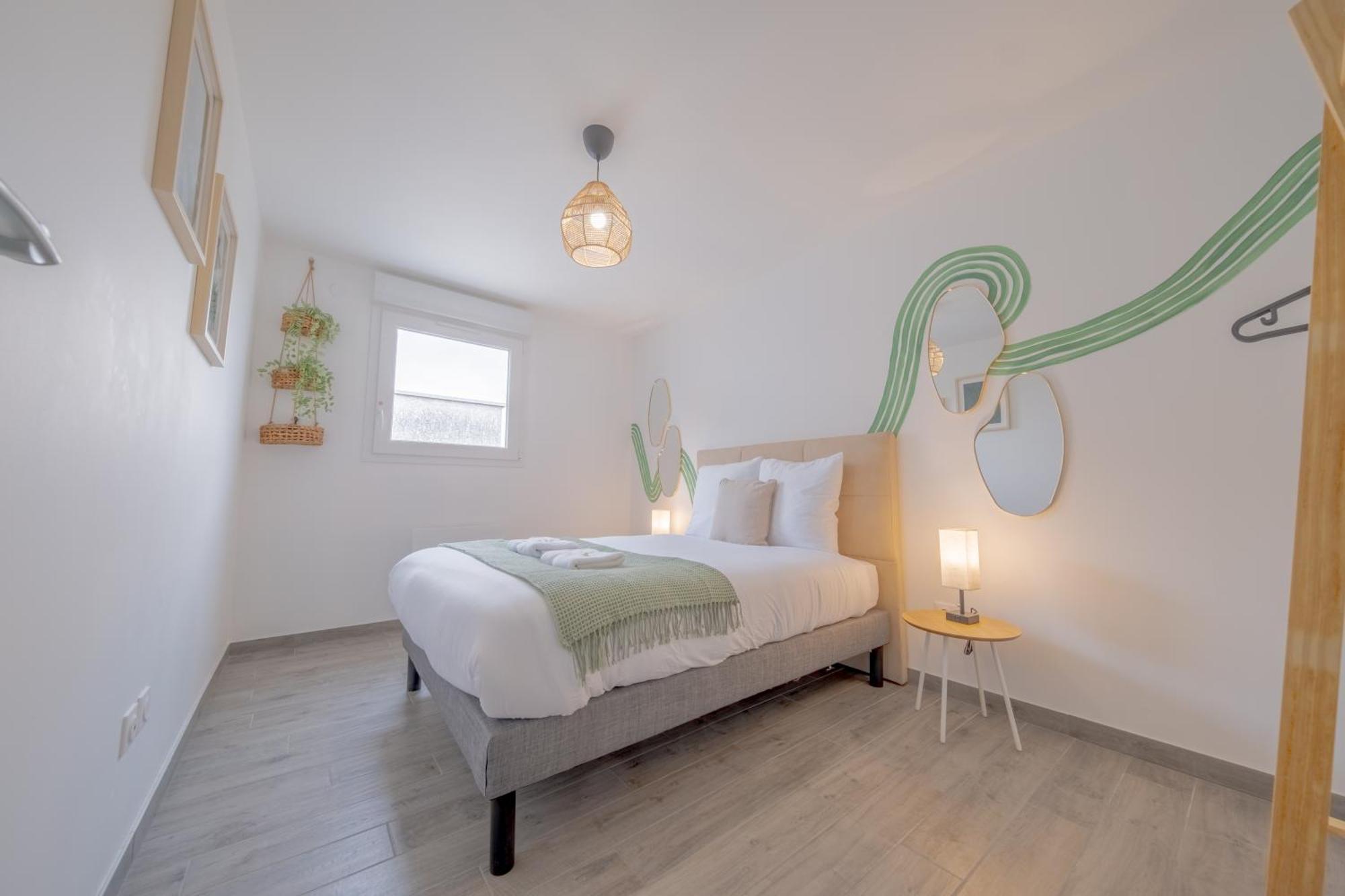 Ferienwohnung Le Trianon - Parking Prive Reims Exterior foto